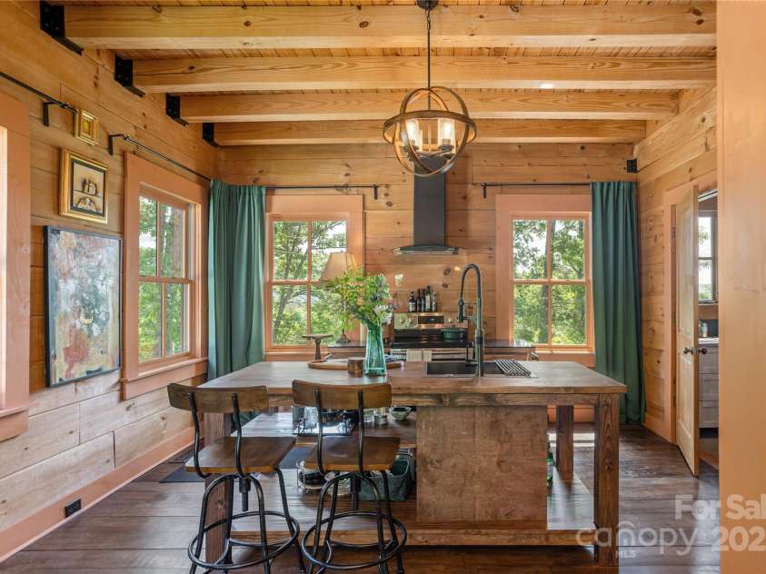 106 McCauley Drive, Asheville, NC 28803.  MLS# CAR4255495, YatesRealty ID 12646. Custom kitchen island