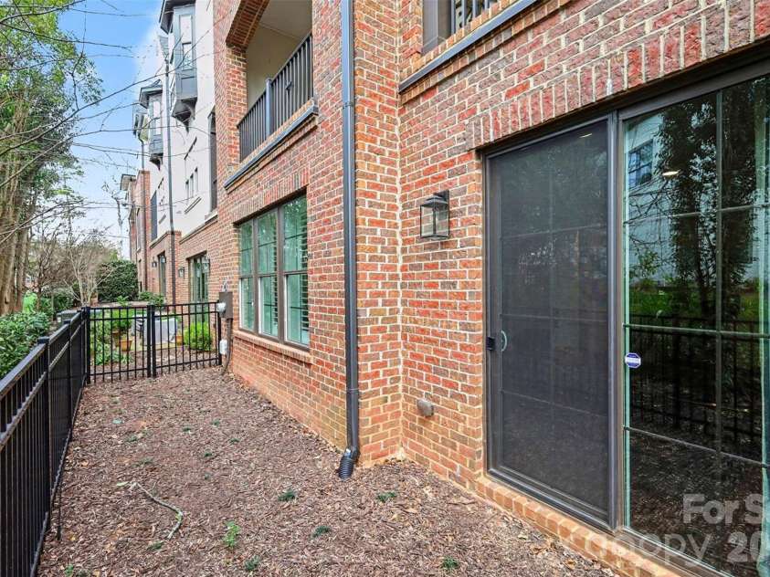 3030 Fairview Villa Court, Charlotte, NC 28209.  MLS# CAR4354421, YatesRealty ID 12648. Backyard