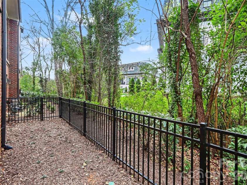 3030 Fairview Villa Court, Charlotte, NC 28209.  MLS# CAR4354421, YatesRealty ID 12648. Backyard