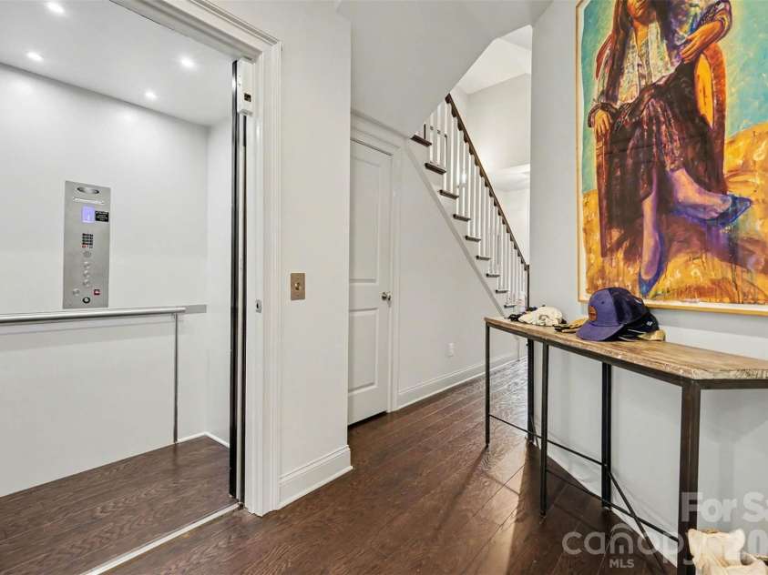 3030 Fairview Villa Court, Charlotte, NC 28209.  MLS# CAR4354421, YatesRealty ID 12648. Elevator and Main Hallway