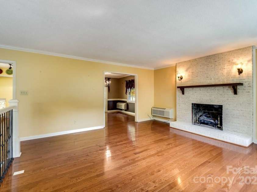 1168 North Country Club Drive, Cullowhee, NC 28723.  MLS# CAR4306285, YatesRealty ID 1265. 