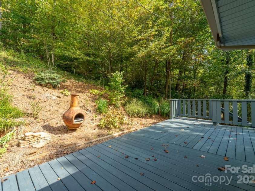 1168 North Country Club Drive, Cullowhee, NC 28723.  MLS# CAR4306285, YatesRealty ID 1265. 