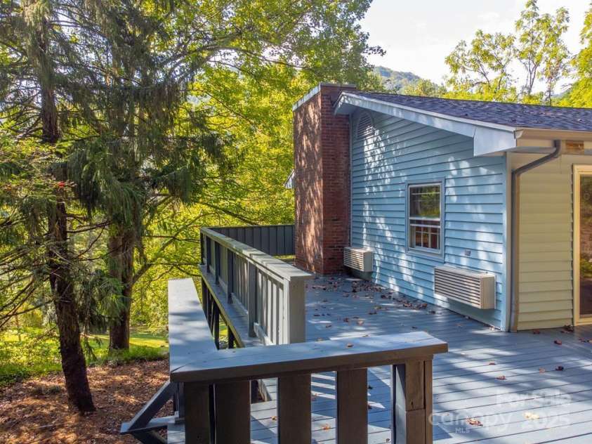 1168 North Country Club Drive, Cullowhee, NC 28723.  MLS# CAR4306285, YatesRealty ID 1265. 