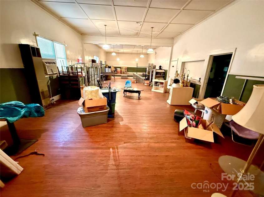 19412 Hill Street, Cornelius, NC 28031.  MLS# CAR4216907, YatesRealty ID 1265. 