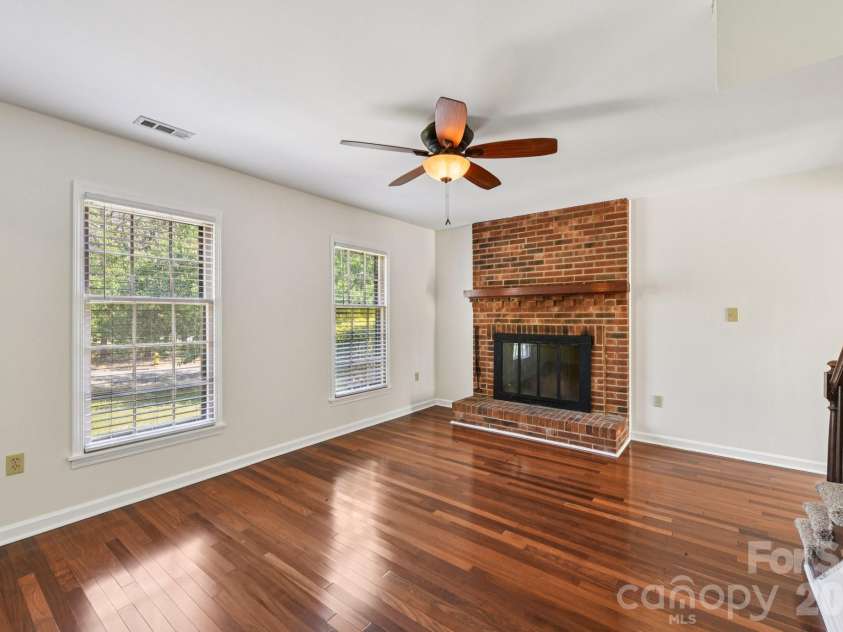11140 Painted Tree Road, Charlotte, NC 28226.  MLS# CAR4362974, YatesRealty ID 12650. 