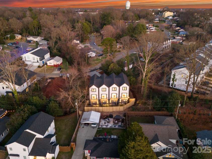 156 Mattoon Street, Charlotte, NC 28216.  MLS# CAR4192938, YatesRealty ID 12650. 