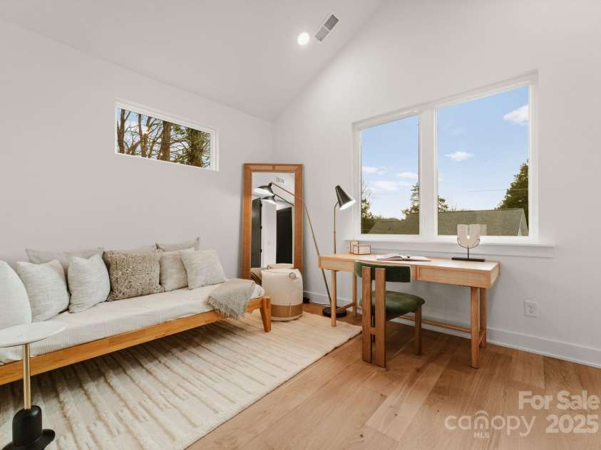 156 Mattoon Street, Charlotte, NC 28216.  MLS# CAR4192938, YatesRealty ID 12650. 