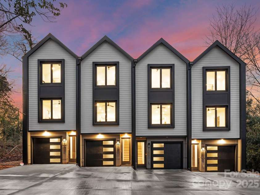 156 Mattoon Street, Charlotte, NC 28216.  MLS# CAR4192938, YatesRealty ID 12650. 