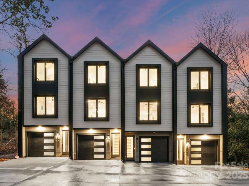 156 Mattoon Street, Charlotte, NC 28216.  MLS# CAR4192938, YatesRealty ID 12650. 