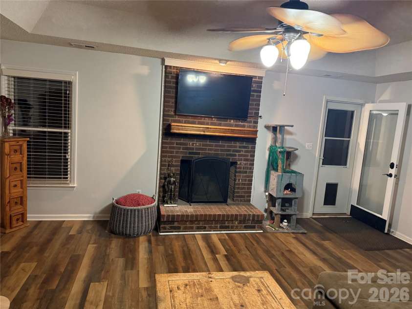 7004 Forest Hills Drive, Denver, NC 28037.  MLS# CAR4362598, YatesRealty ID 12651. 
