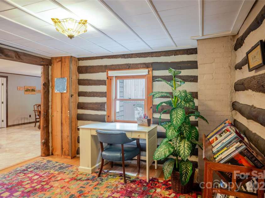 2506 Anders Drive, Hendersonville, NC 28791.  MLS# CAR4289578, YatesRealty ID 12652. 