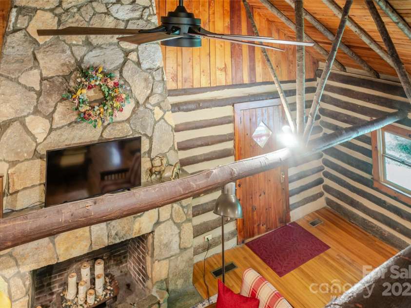 2506 Anders Drive, Hendersonville, NC 28791.  MLS# CAR4289578, YatesRealty ID 12652. 