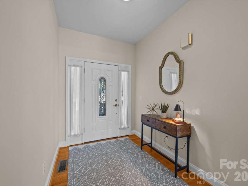 612 Vista Falls Road, Mills River, NC 28759.  MLS# CAR4364839, YatesRealty ID 12653. Ample Foyer