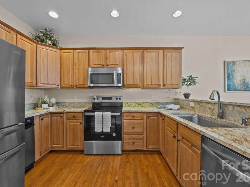 612 Vista Falls Road, Mills River, NC 28759.  MLS# CAR4364839, YatesRealty ID 12653. Kitchen