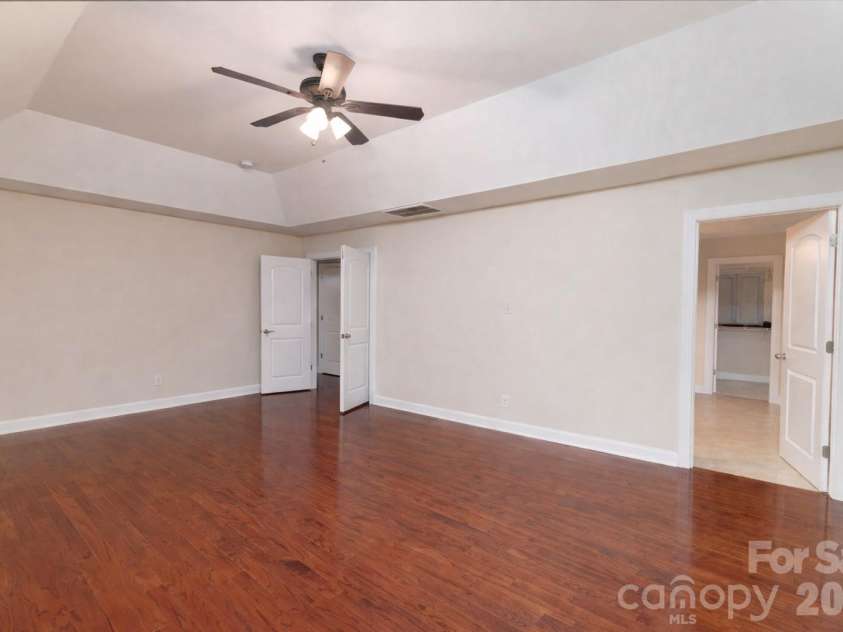 318 Willow Tree Drive, Rock Hill, SC 29732.  MLS# CAR4363762, YatesRealty ID 12654. Master Bedroom
