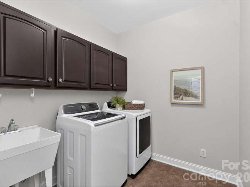8528 Headford Road, Charlotte, NC 28277.  MLS# CAR4364097, YatesRealty ID 12656. 