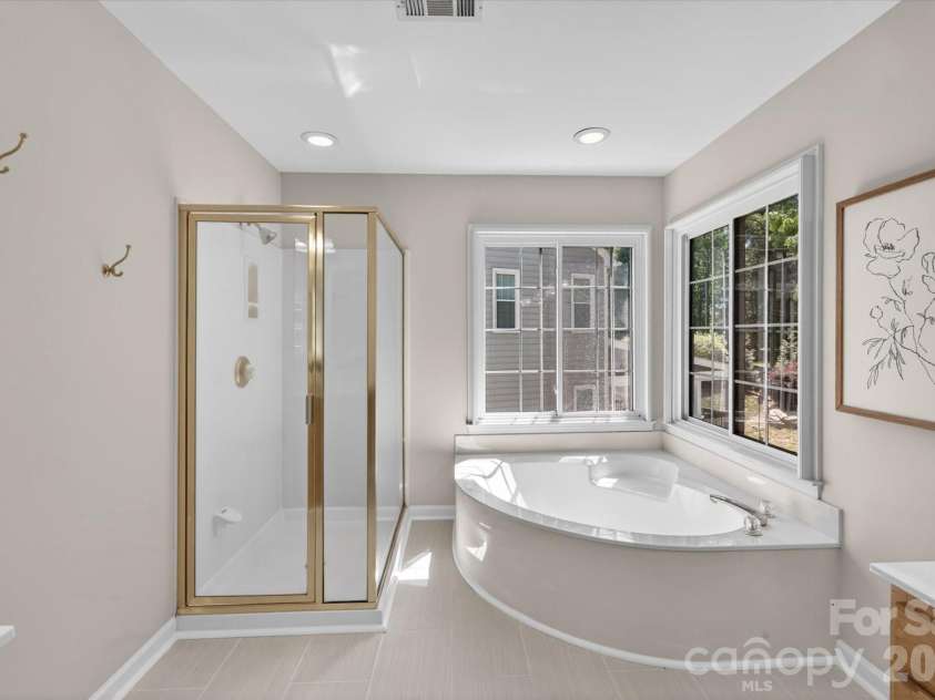 8528 Headford Road, Charlotte, NC 28277.  MLS# CAR4364097, YatesRealty ID 12656. 
