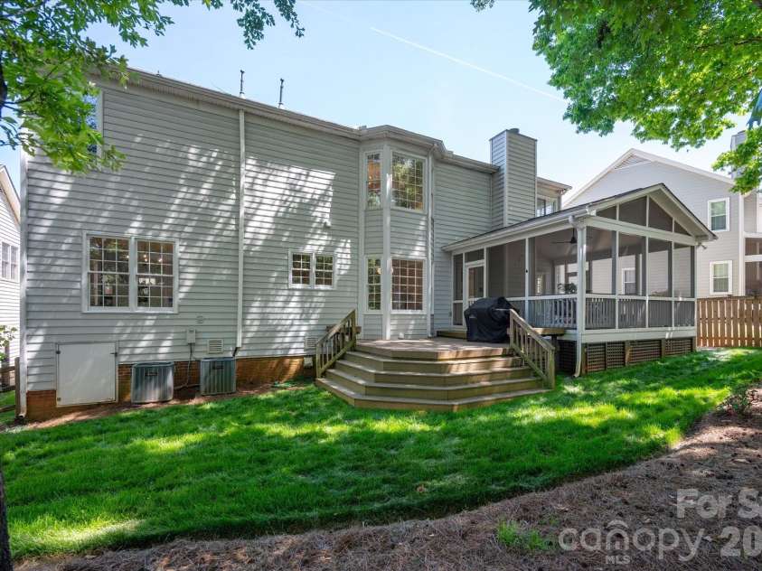 8528 Headford Road, Charlotte, NC 28277.  MLS# CAR4364097, YatesRealty ID 12656. 