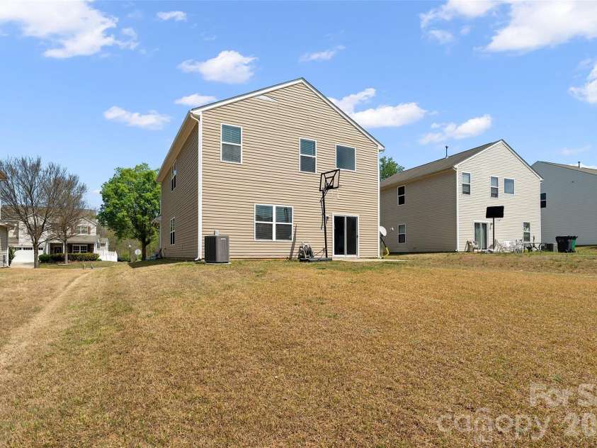 12439 Bending Branch Road, Charlotte, NC 28227.  MLS# CAR4359788, YatesRealty ID 12657. 