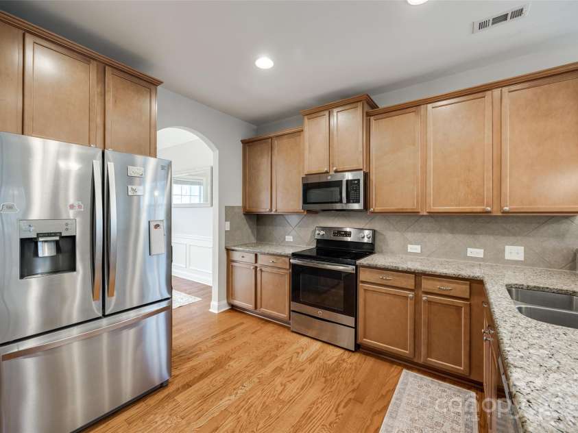 423 Castlebury Court, Clover, SC 29710.  MLS# CAR4231597, YatesRealty ID 12657. 