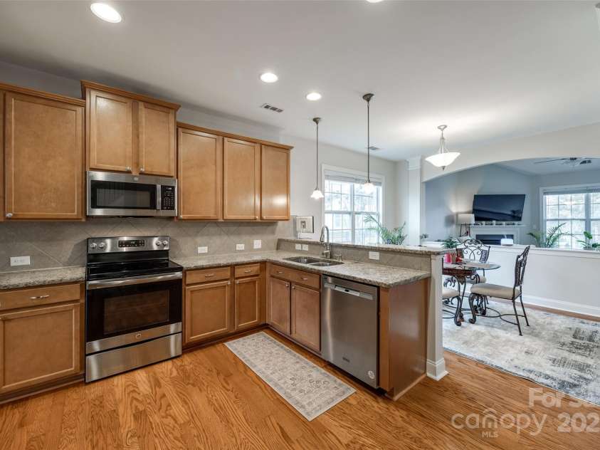 423 Castlebury Court, Clover, SC 29710.  MLS# CAR4231597, YatesRealty ID 12657. 