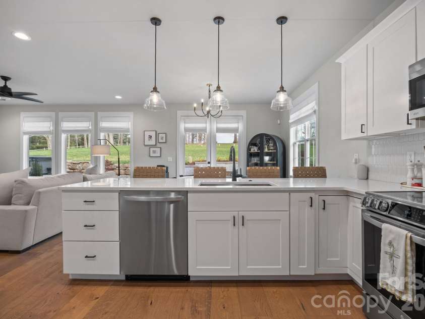 234 Gravely Branch Road, Fletcher, NC 28732.  MLS# CAR4361082, YatesRealty ID 12658. 