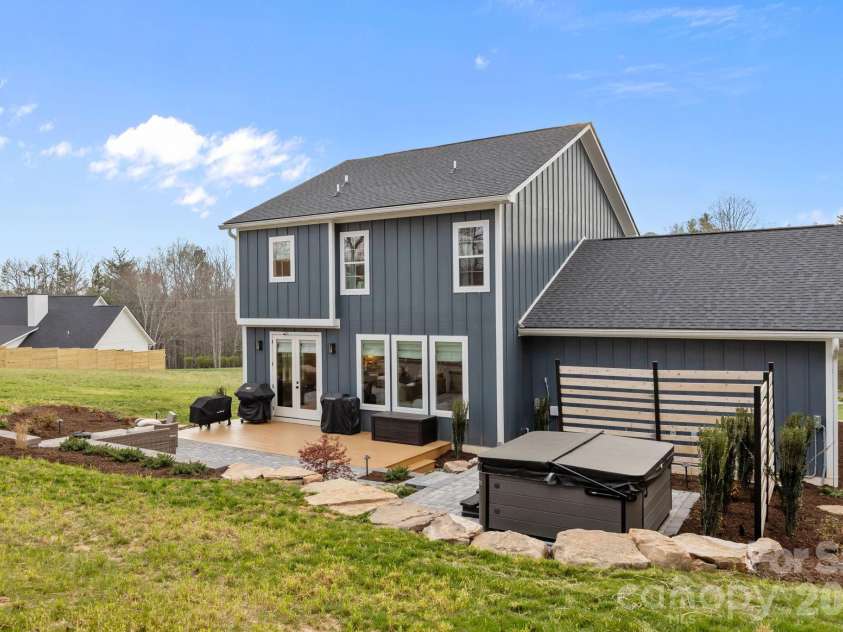 234 Gravely Branch Road, Fletcher, NC 28732.  MLS# CAR4361082, YatesRealty ID 12658. 