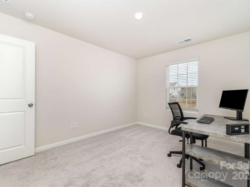 9654 Old Garden Circle, Gastonia, NC 28056.  MLS# CAR4242767, YatesRealty ID 12658. 