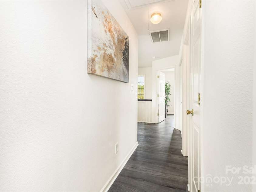 8424 Spirea Court, Charlotte, NC 28215.  MLS# CAR4279664, YatesRealty ID 12659. 