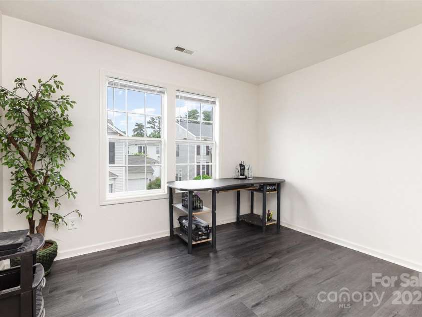 8424 Spirea Court, Charlotte, NC 28215.  MLS# CAR4279664, YatesRealty ID 12659. 