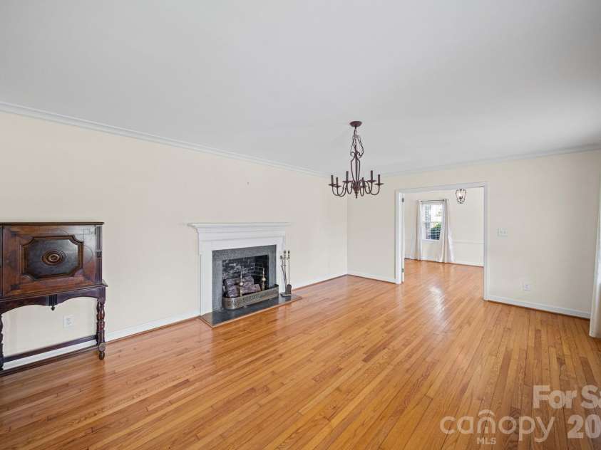 300 11th Avenue, Gastonia, NC 28052.  MLS# CAR4366589, YatesRealty ID 12660. 