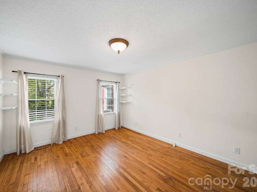 300 11th Avenue, Gastonia, NC 28052.  MLS# CAR4366589, YatesRealty ID 12660. 