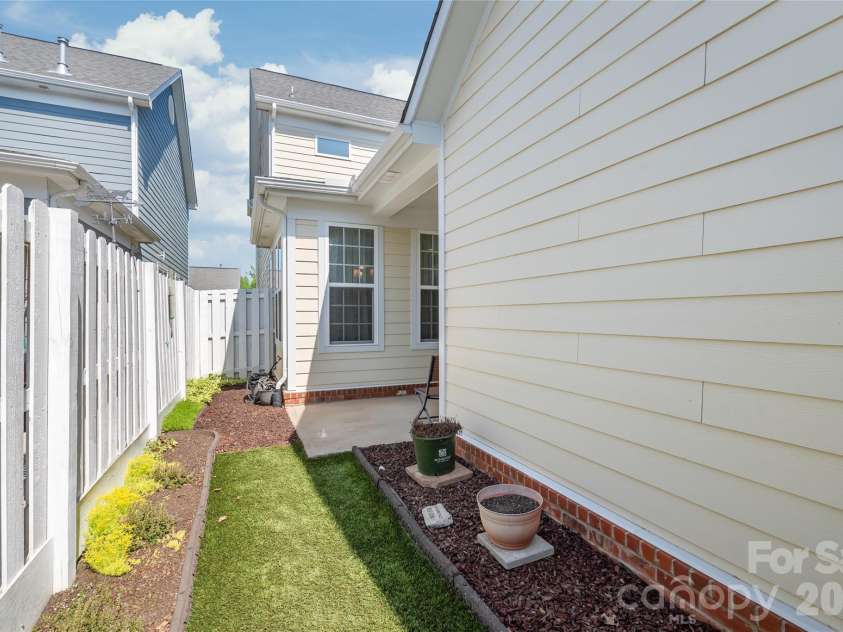 6446 Hove Road, Mint Hill, NC 28227.  MLS# CAR4366035, YatesRealty ID 12661. 