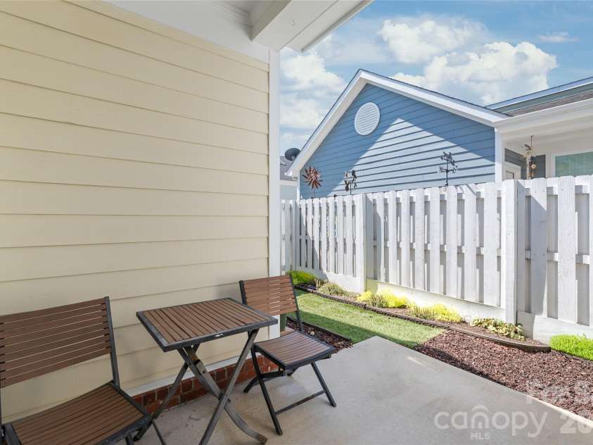 6446 Hove Road, Mint Hill, NC 28227.  MLS# CAR4366035, YatesRealty ID 12661. Herb Garden