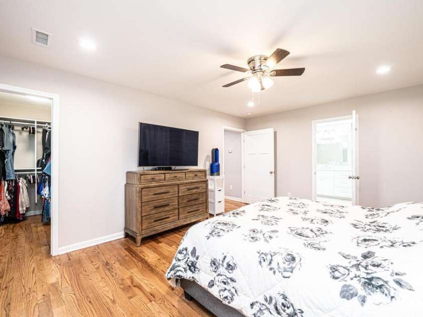 5173 Oak Circle, Granite Falls, NC 28630.  MLS# CAR4256607, YatesRealty ID 12664. 