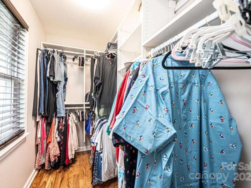 5173 Oak Circle, Granite Falls, NC 28630.  MLS# CAR4256607, YatesRealty ID 12664. 