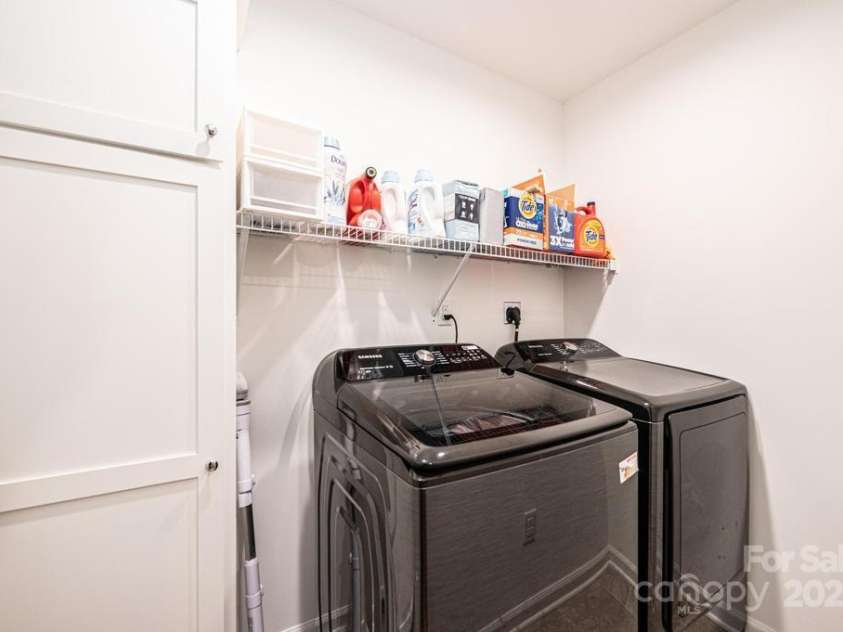 5173 Oak Circle, Granite Falls, NC 28630.  MLS# CAR4256607, YatesRealty ID 12664. 