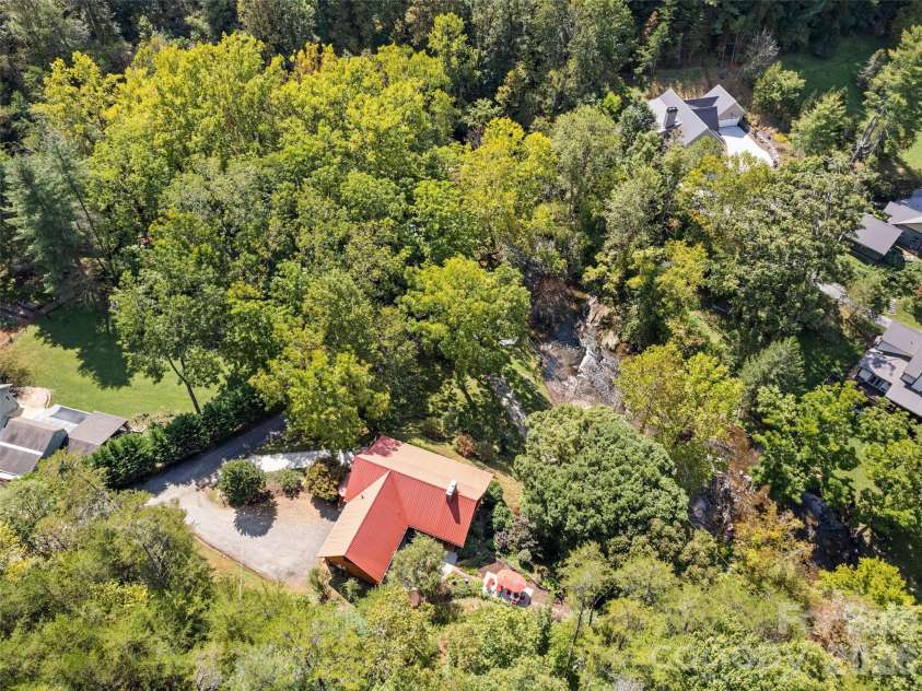 648 Suntrace Circle, Cullowhee, NC 28723.  MLS# CAR4305894, YatesRealty ID 12664. 