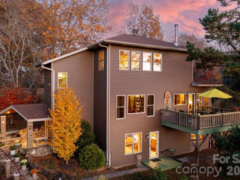 105 Avondale Heights Road, Asheville, NC 28803.  MLS# CAR4351474, YatesRealty ID 12665. Hardscape entry steps include water feature
