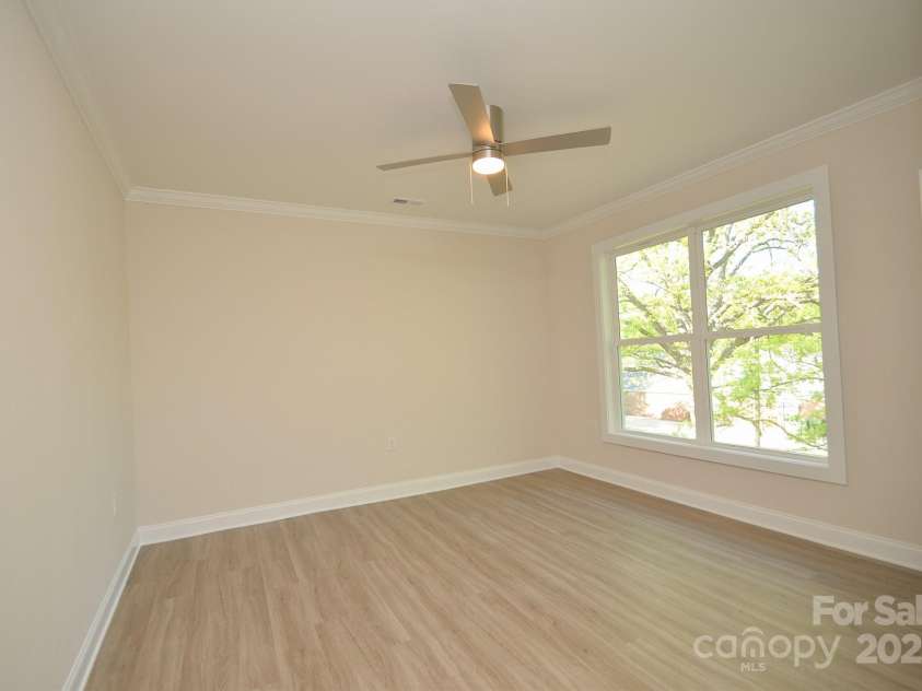 307 Catawba Street, Lancaster, SC 29720.  MLS# CAR4252824, YatesRealty ID 12665. 