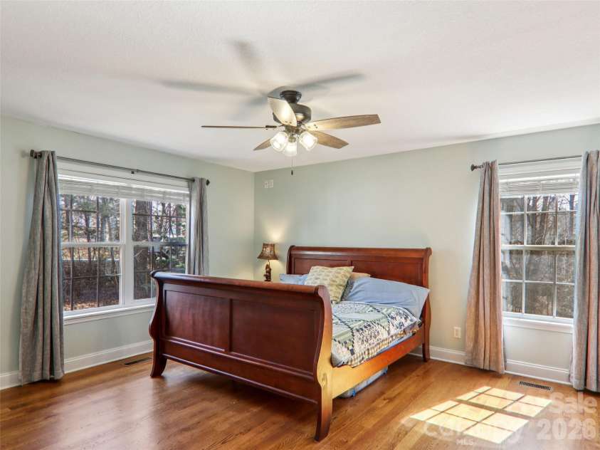 74 Woodson Drive, Mars Hill, NC 28754.  MLS# CAR4355311, YatesRealty ID 12666. Primary on the main level
