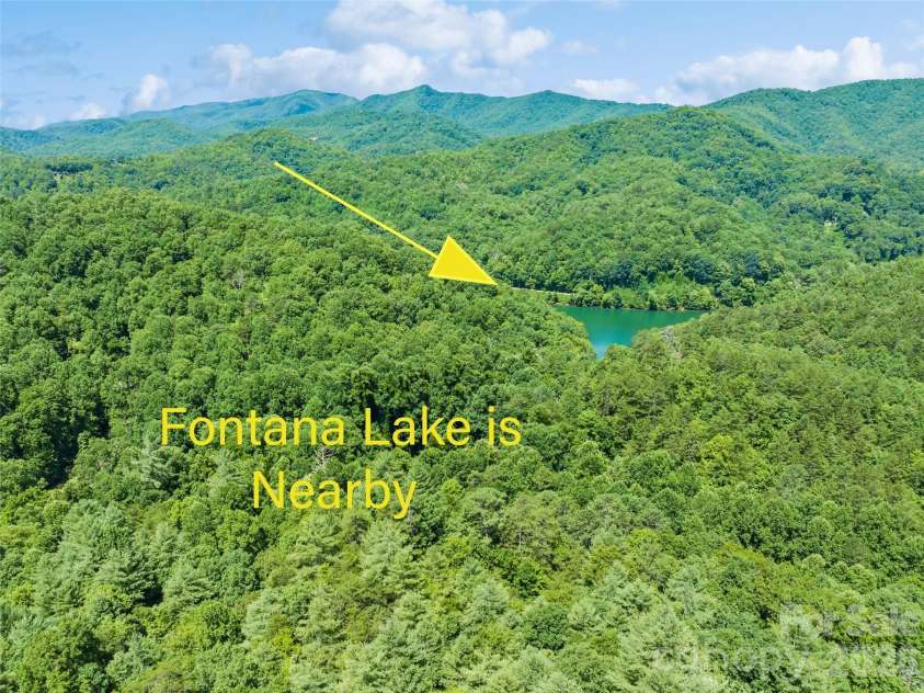 299 Blue Ridge Parkway, Bryson City, NC 28713.  MLS# CAR4371045, YatesRealty ID 12668. 