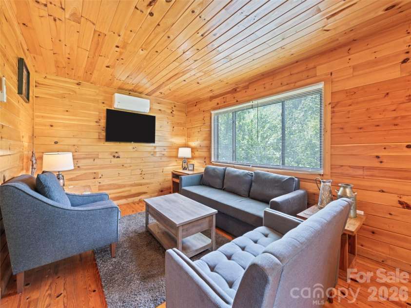 299 Blue Ridge Parkway, Bryson City, NC 28713.  MLS# CAR4371045, YatesRealty ID 12668. 