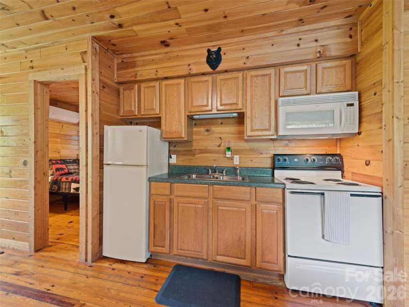 299 Blue Ridge Parkway, Bryson City, NC 28713.  MLS# CAR4371045, YatesRealty ID 12668. 