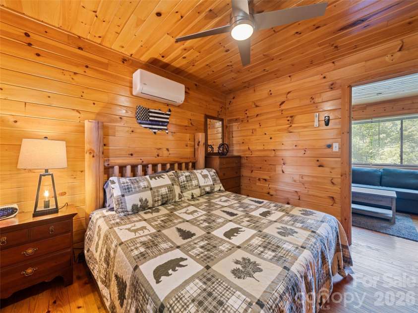 299 Blue Ridge Parkway, Bryson City, NC 28713.  MLS# CAR4371045, YatesRealty ID 12668. 
