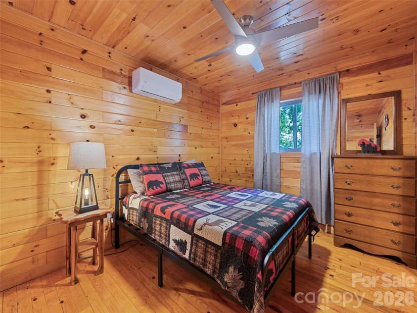 299 Blue Ridge Parkway, Bryson City, NC 28713.  MLS# CAR4371045, YatesRealty ID 12668. 