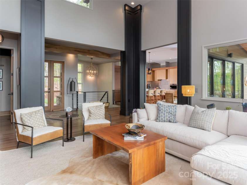 391 High Hickory Trail, Swannanoa, NC 28778.  MLS# CAR4255021, YatesRealty ID 12669. Beautifully open floor plan filled with light