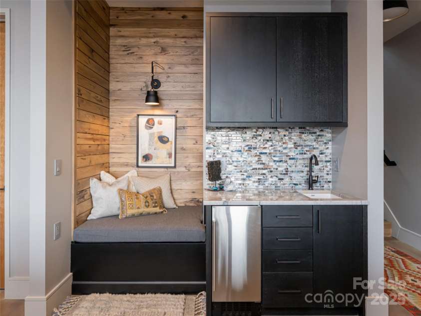 391 High Hickory Trail, Swannanoa, NC 28778.  MLS# CAR4255021, YatesRealty ID 12669. Lower Level Dry Bar