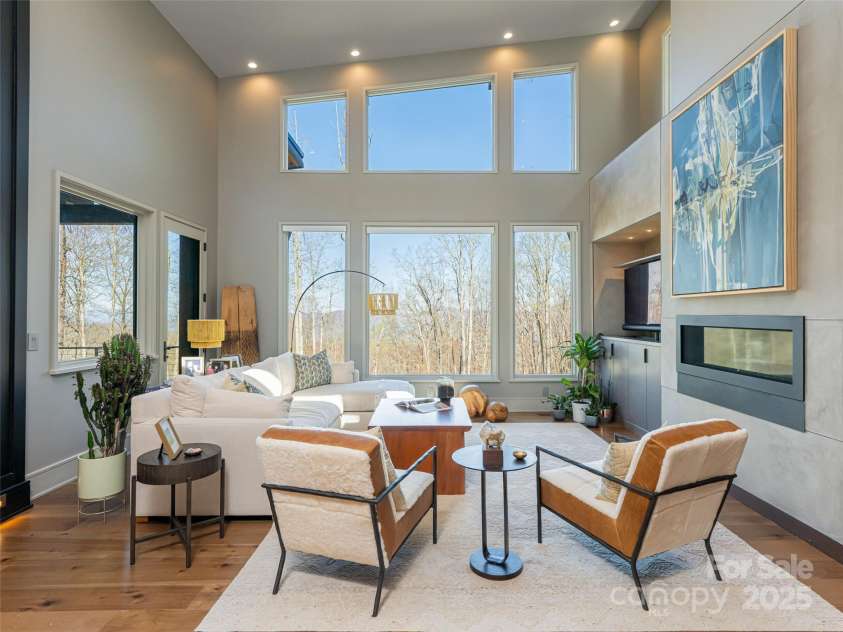 391 High Hickory Trail, Swannanoa, NC 28778.  MLS# CAR4255021, YatesRealty ID 12669. Lutron lighting systemElectronic blinds