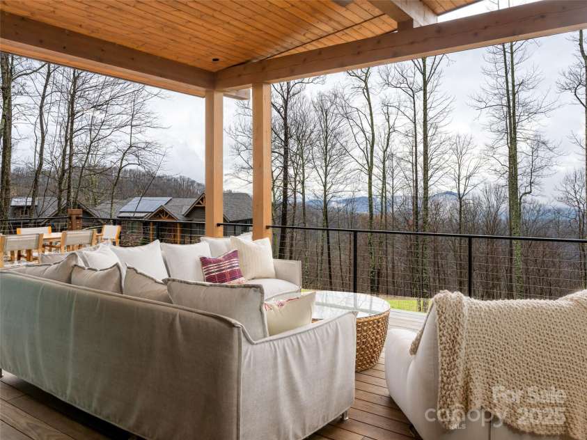 391 High Hickory Trail, Swannanoa, NC 28778.  MLS# CAR4255021, YatesRealty ID 12669. Oh .. the views!